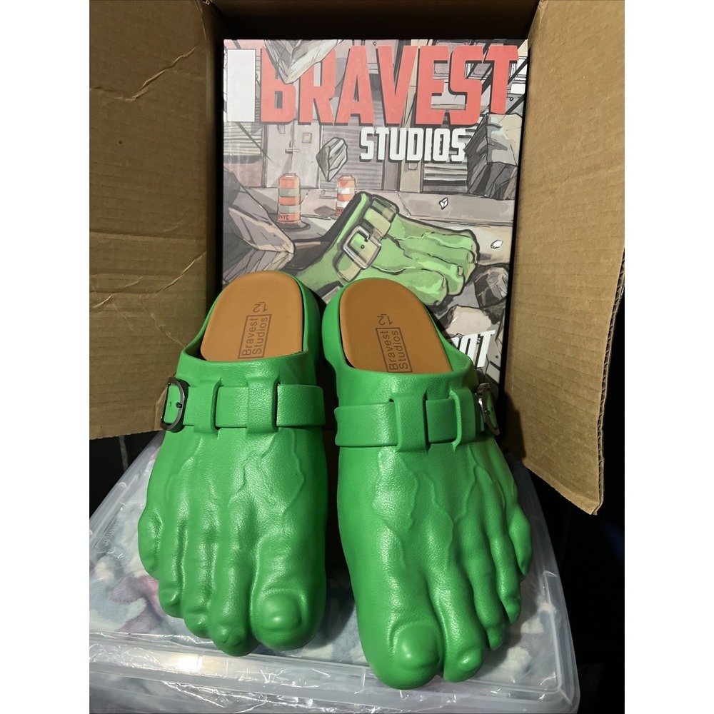 BRAVEST STUDIOS HULK GREEN FOOT CLOGS STYLE SHOES SNEAKERS GREEN Sz 12 New NIB!